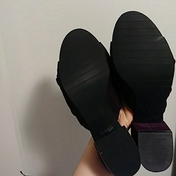 MEGA SALE!! Kenneth Cole | 8 - Picture 6 of 6